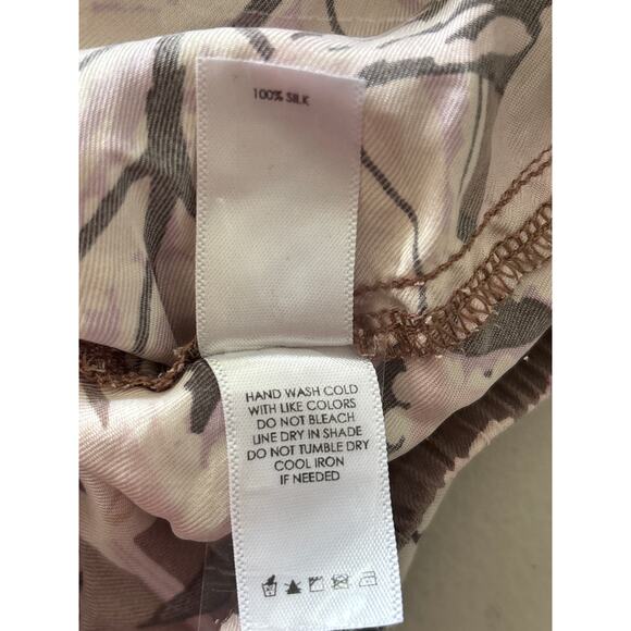 Unsubscribed Women's Size Medium Floral Off The Shoulder Silk Casual Blouse Tops - Picture 8 of 11